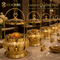 Luxury Round Gold Chafing Dish with Glass Lid, Stainless Steel Food Pan & Decorative Hanging Handle for Hotel Buffet, Wedding Catering, Banquets and Parties